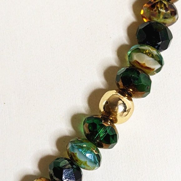 Emerald Glass Beads & Natural Pearls In Assymetrical Necklace W/ Pearl Pendant - Picture 5 of 7